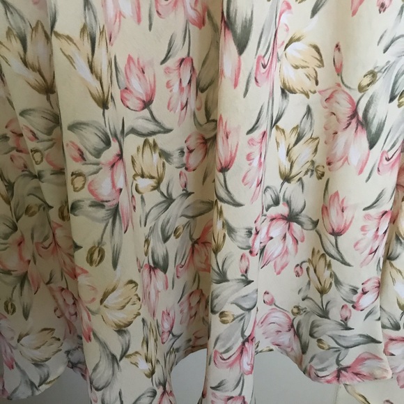 Wet seal , long skirt,size 7-8, multicolor floral - Picture 5 of 15